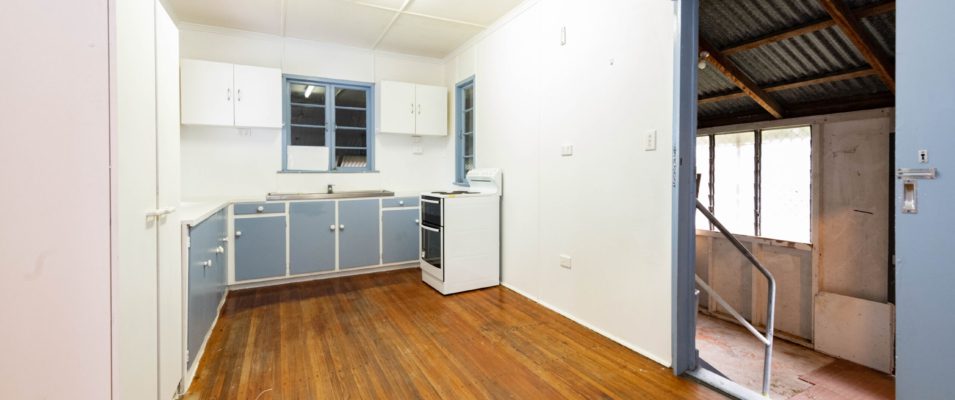 15 Stockbridge Street, West Mackay, QLD 4740 Australia