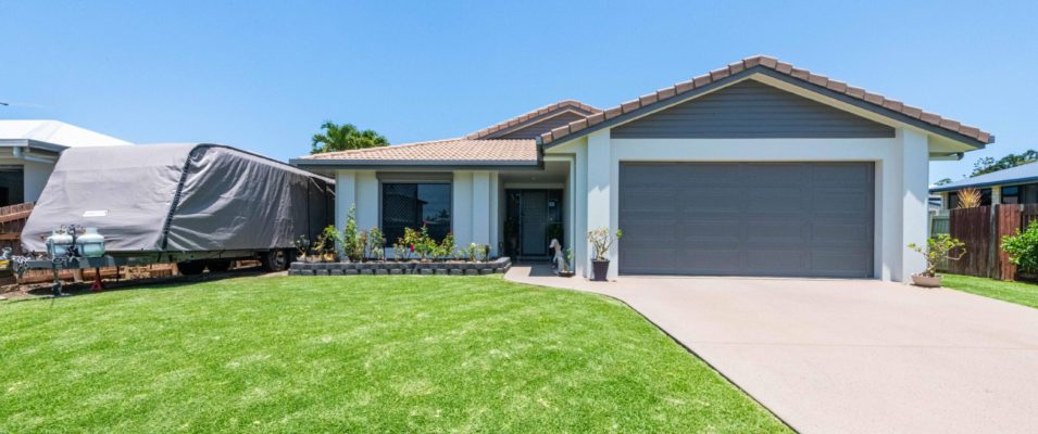 3 Mussett Crt, Glenella, QLD 4740 Australia