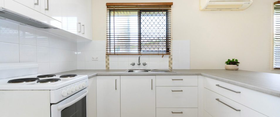 1/2 24 Ulanda Drive, South Mackay, QLD 4740 Australia