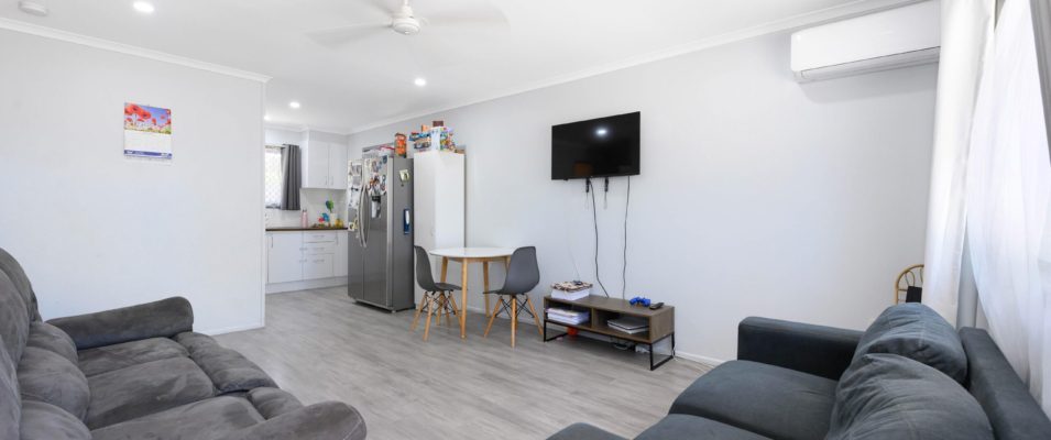 1/18 Eaglemount Road, Andergrove, QLD 4740 Australia