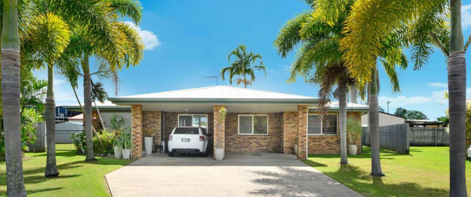 1/2 24 Ulanda Drive, South Mackay, QLD 4740 Australia