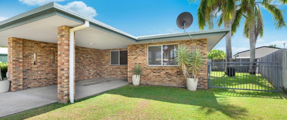 1/2 24 Ulanda Drive, South Mackay, QLD 4740 Australia