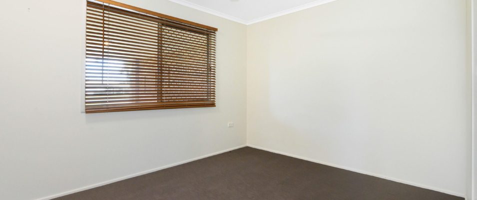 1/2 24 Ulanda Drive, South Mackay, QLD 4740 Australia