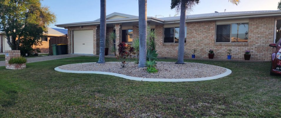 15 Caledonian Drive, Beaconsfield, QLD 4740 Australia