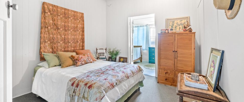 33 Chataway Street, West Mackay, QLD 4740 Australia