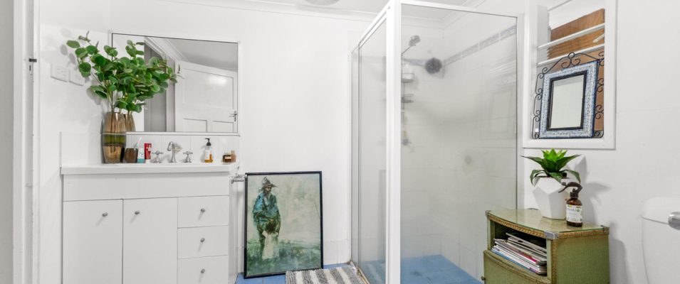 33 Chataway Street, West Mackay, QLD 4740 Australia