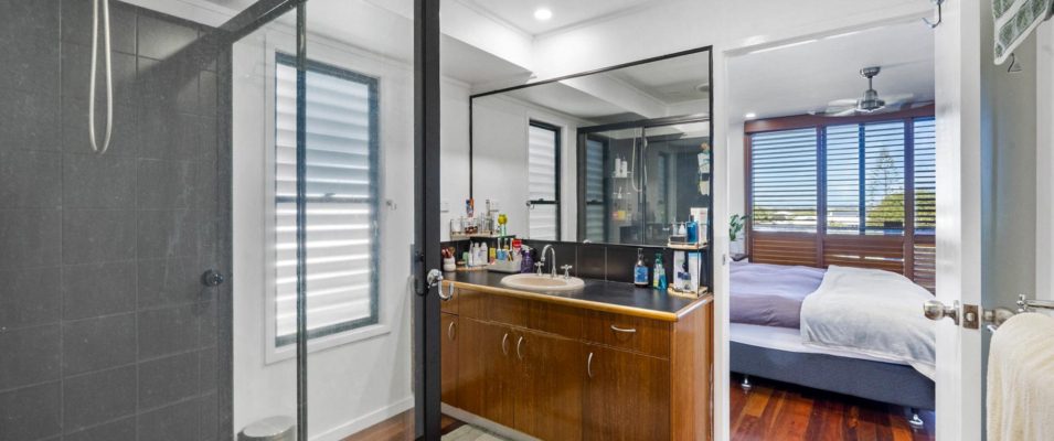 4 Driftwood Court, Rural View, QLD 4740 Australia