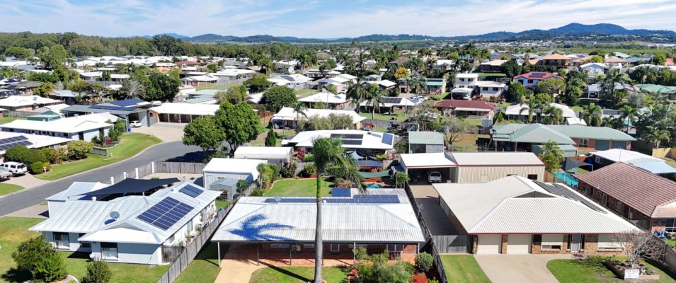 15 Marshall Avenue, ANDERGROVE, QLD 4740 AU