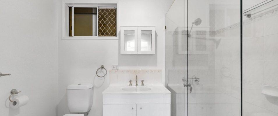 15 Marshall Avenue, ANDERGROVE, QLD 4740 AU